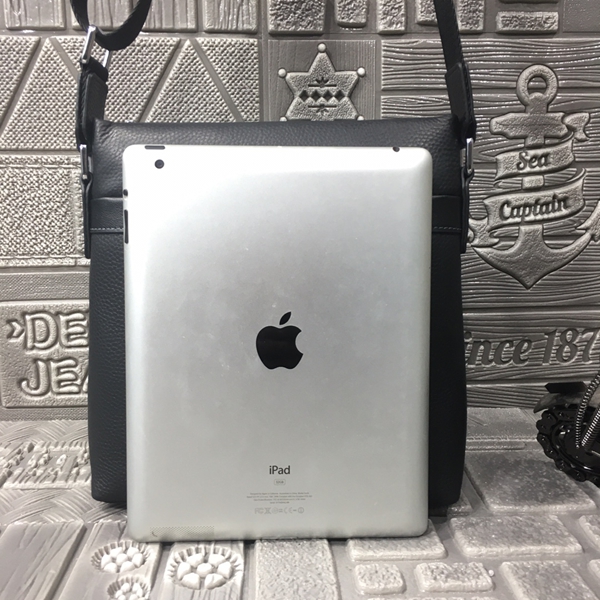 スーパーコピーブランドバッグ角部分ディテール